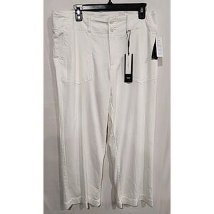 Liverpool‎ Pants NWT Womens Size 12/31 Soft White, Hannah Flare 4 Pockets
